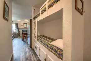 RRC A108 Cozy Comal River Haus - Image 5