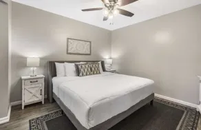 Updated condo in Branson w/ golf course view, sleeps 1-4 - Image 4