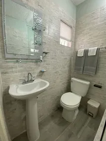 BridgeView Townhouse 20 mins from Hellshire Beach - Image 4