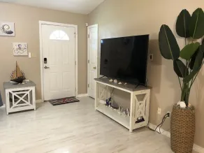 Mental Health Getaway W/Large Private Backyard/Fire Pits Gas & Wood! - Image 4