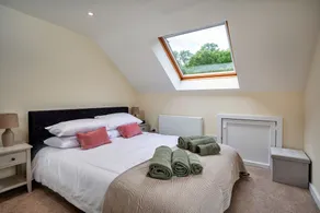 Finest Retreats - Victory Mill - Apartment Five - Image 3