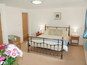 Alojamiento de 6 habitaciones en Tregoodwell, Camelford - Image 5