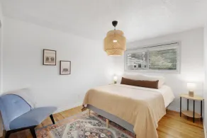 OC Haus · Ranch Home · Fire Pit · Fireplace · 4BR · 25 Min to Portland - Image 4