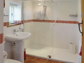 1 bedroom accommodation in Shatterling, near Canterbury - Image 2