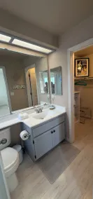 Chic Private Cottage with a pool and hot tub. - Image 4