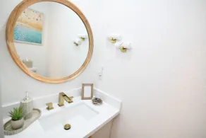 Brand New Listing!  Beautiful - Upscale newly remodeled Modern Tropical Oasis! - Image 2