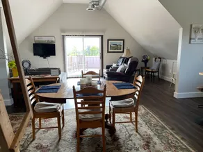 The Red Barn Loft - Image 5