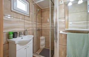 Nice Home In Breznicki Hum - Image 5