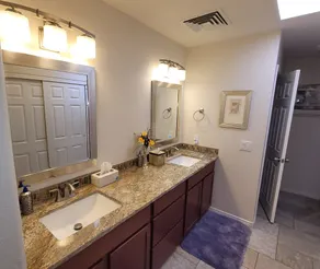 '5-Star Accommodation'-Pristine Sun City Golf Community - Image 4