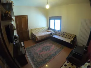 Orchard Hideaway w/ Mountain Views – Bcharri - Image 5