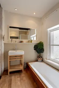 3BR Urban Haven in Antwerp - Image 3