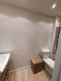 Ljus lägenhet, 3 sovrum / 2 badrum WIFI, mycket väl inredda - Image 5