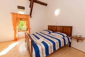 House Gaia – For Up to 5 Guests, Just a Few Steps from the Beach by 22Estates - Image 3