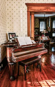 Curry Mansion Inn - Image 4