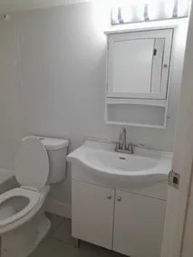Private Family Hideaway or Business Travel in Edmonton - 2 Bedroom Apartment - Image 5