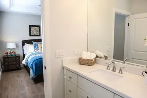 Magnificent Pool/Jac Home: 2 EnSuites, Walk2Disney - Image 4