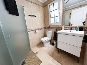  Beautiful Two bedroom apartment with spacious terrace, swimming pool and WIFI - Image 2