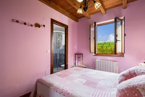 Country House 'Apartamento Rosa' with Shared Garden - Image 5