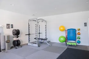 Third Ward Apt Near Summerfest with Gym and Balcony - Sleeps 4 - Image 5
