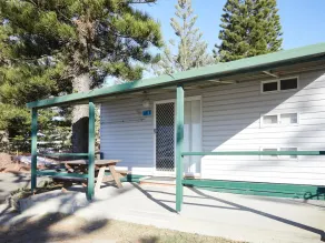 Horseshoe Bay Holiday Park - Image 3