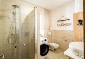 Apartmaji BANONIA " Štorkljin let " - Image 4