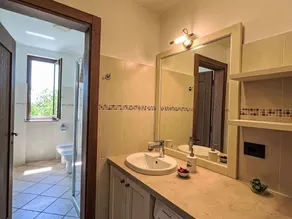 Nice apartment for 5 people with WIFI, TV, patio, pets allowed and panoramic view - Image 4