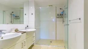 Drift Pool View 21 - Elegant Apartment with Spectacular Lagoon Pool and Tropical Garden Views - Image 2