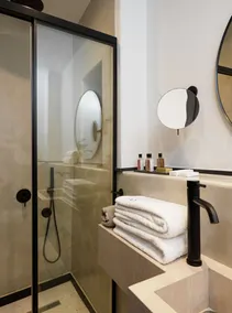 Luxury characteristic village house - Image 3