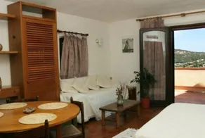 PORT CERVO. Exclusive two-room apartment 50 meters from the sea - Image 5