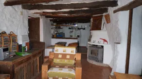 Country cottage for 4 with large swimming pool in Sierra Nevada National park. - Image 2
