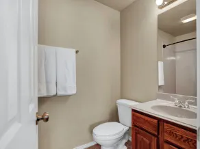 Waterwheel on the Guadalupe - river access, 2 pools, 4 hot tubs, 5 acres of lawn - Image 4