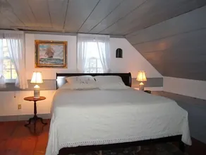 214 Mulberry - Great location in downtown historic Lewes! - Image 3
