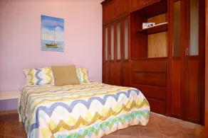 GRATA Colonial Rooms 4 Bdrs in Historical Center - Image 4