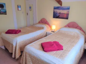 Coppers End Guest House - Image 3