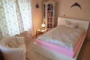 Large, fully equipped vacation home (65sqm) with covered terrace and wood-burning stove - Image 5