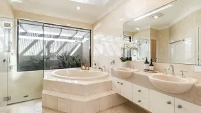 Nirvana Waters - Waterfront with Pool - Holiday Yamba - Image 2