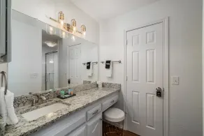 One Story House, King Beds, TV in all bedrooms, Desks, Grill and Pool.  - Image 4