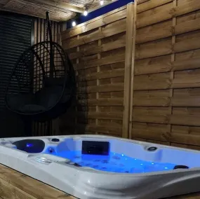 𝐄𝐬𝐜𝐚𝐩𝐞 𝐙𝐞𝐧 Tropical Villa & Private Spa - Image 4