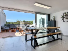 APPARTEMENT RÉNOVÉ AVEC GRANDE TERRASSE POUR 4 PERSONNES - Image 5