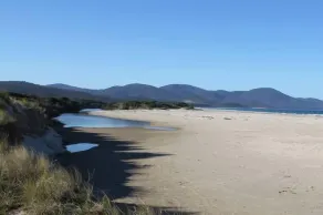 Beachbreaks Marion Bay - Image 3