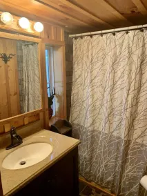Secluded and Private Cabin with Amazing Views.  Hot tub and WiFi. - Image 2