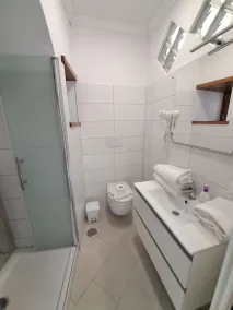 Villa Gelsomina, Newly refurbished 3 bedroom villa with private  pool near Sorrento - Image 3
