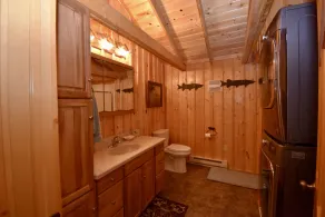 Rustic Lakefront Log Cabin Retreat w/Pontoon included Memorial to Labor Day  - Image 3