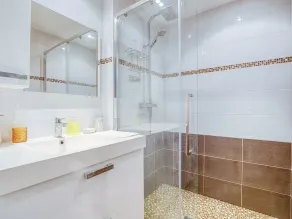 Maison T5 à Biscarrosse avec 4 chambres, clim, WIFI, terrasse, proche activités et plages - Image 2