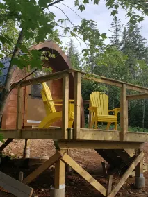 Hummingbird Hike-In Sleeping Pod at Sally's Brook Wilderness Cabins - Image 4