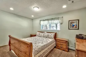 7 Bedroom Tahoe Cabin, Pool Table, game room, minutes from Heavenly and Casinos - Image 3