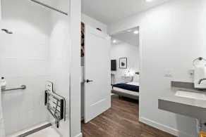 Holly House - Image 4