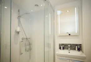Two bedroom cottage situated in a quiet location - Image 4