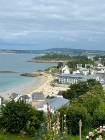 Magnifique vue mer  Appartement T3 vue  baie de Douarnenez port de Tréboul - Image 5