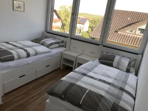 Lovingly, modern furnished apartment - Image 5